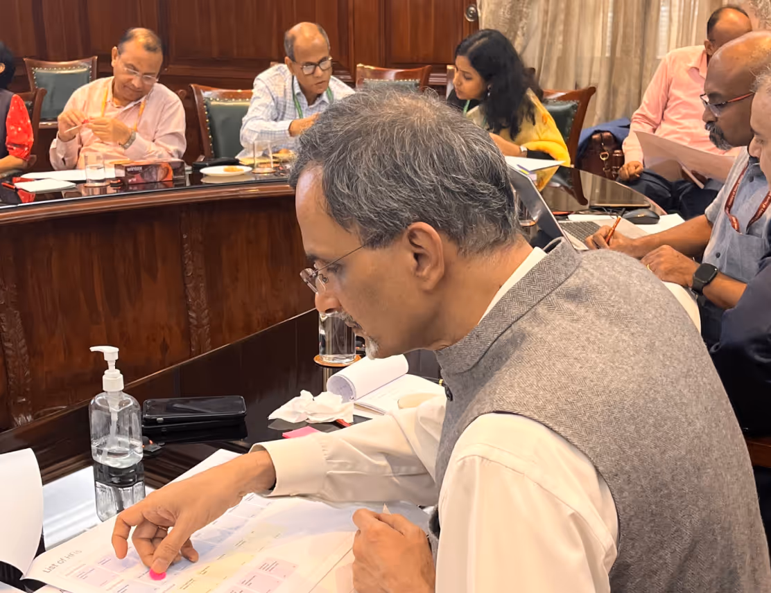 Ministry expert at an NDAP curation workshop